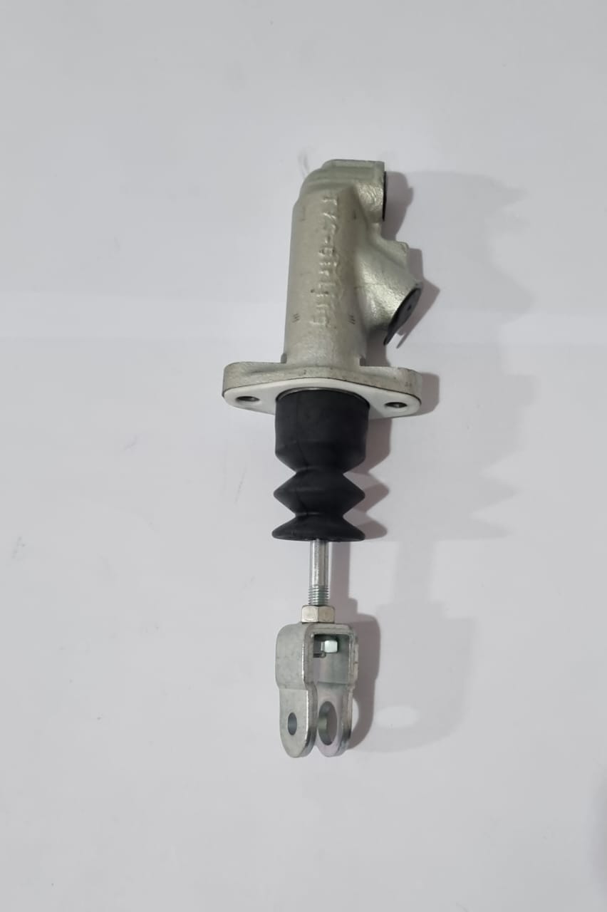 TATA 713/ 1518 Clutch Master Cylinder Republic Bus & Truck TATA Brakpan